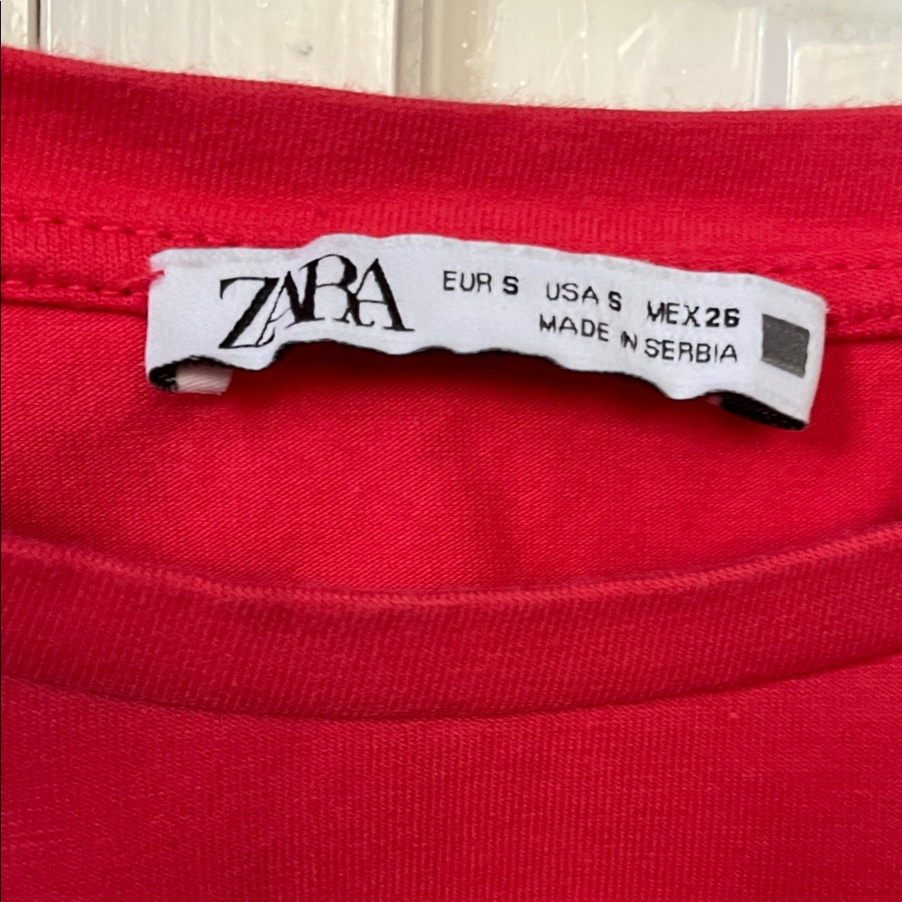 Zara Bold Red Crop Top - Picture 2 of 6